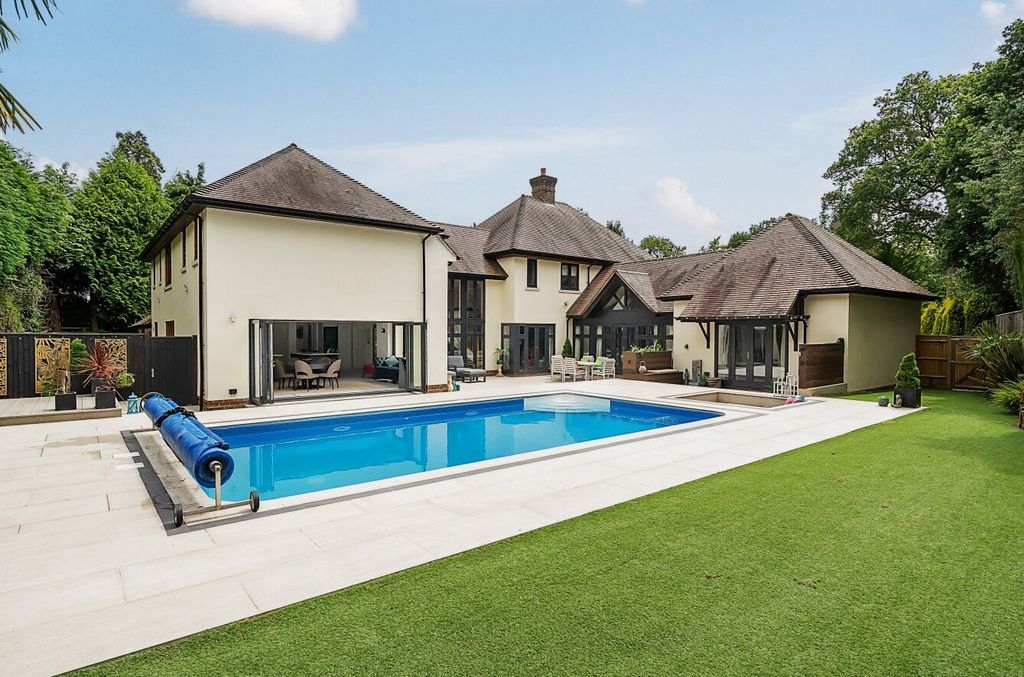 7 bed detached house to rentChilworth Road, Chilworth, Southampton, Hampshire SO16