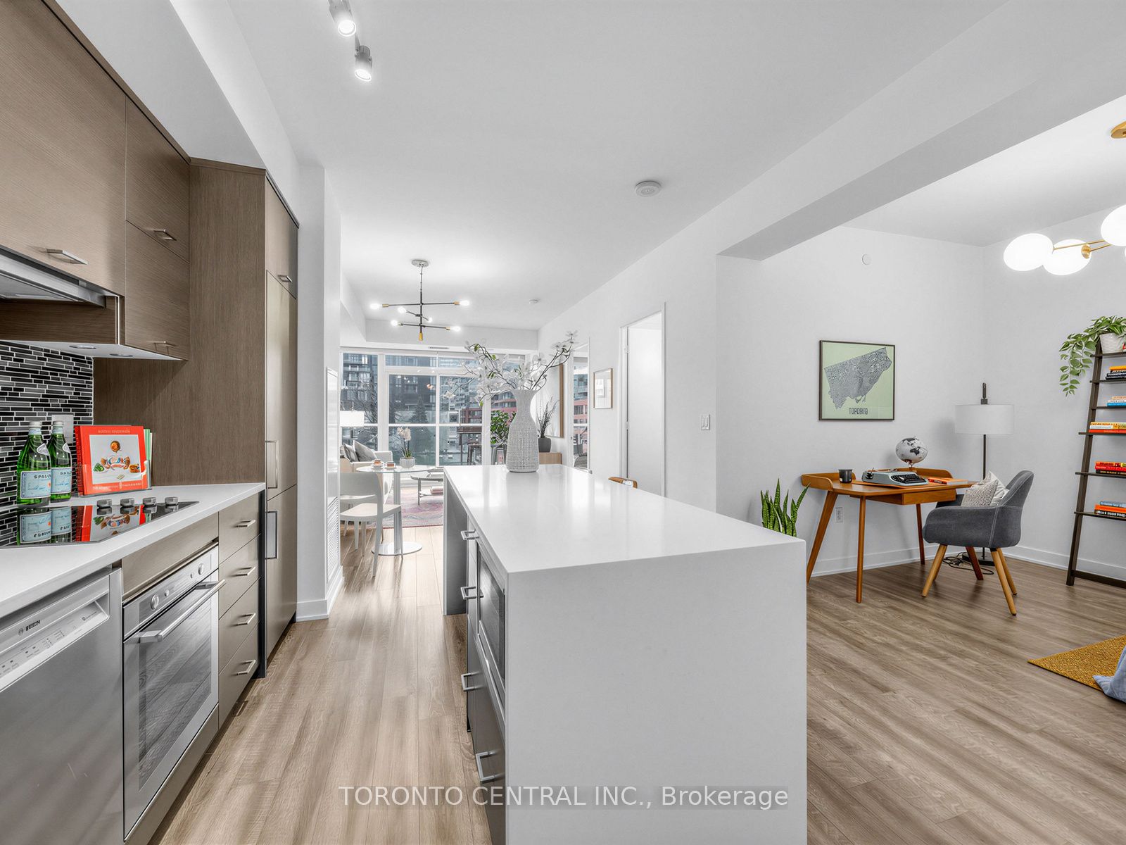 Additional image 3 of 402-106 Dovercourt Road, Toronto, ON, M6J 0G4