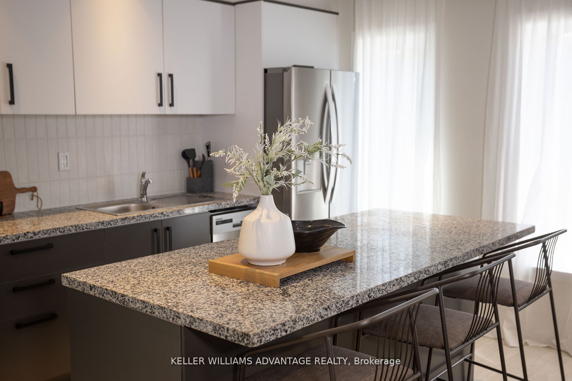 Additional image 2 of Unit 3-12 Batavia Avenue, Toronto, ON, M6N 4A2