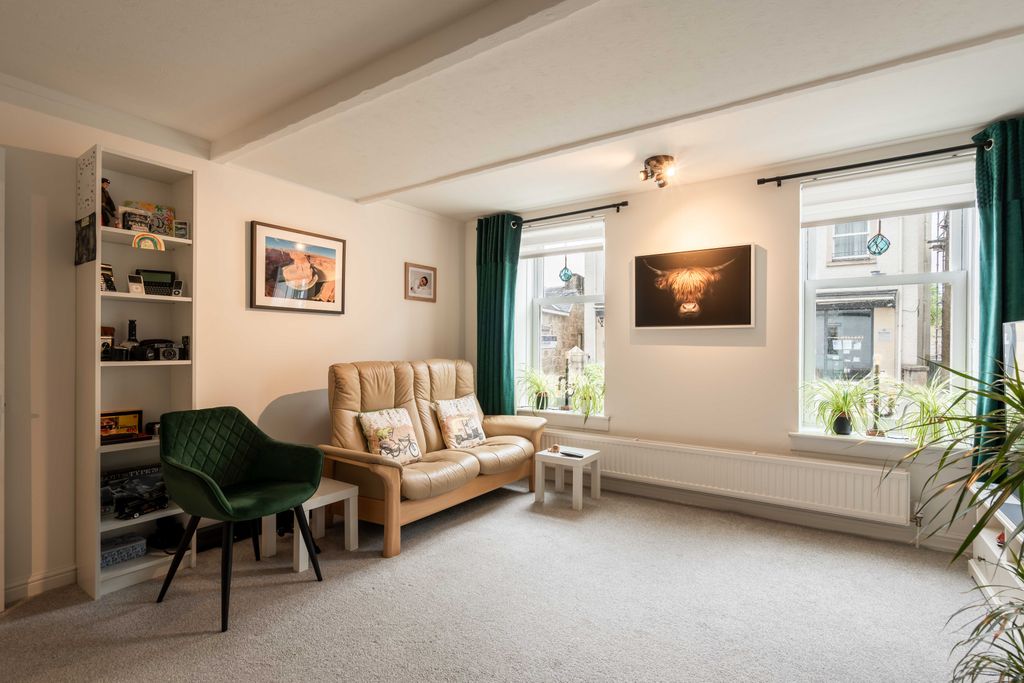 Additional image 3 of 2 bed flat for saleHigh Street, Dunblane FK15
