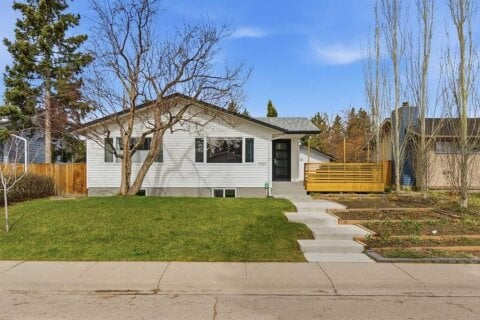 Additional image 7 of 5923 Londonderry Crescent SW, Calgary, AB, T3E 5X7