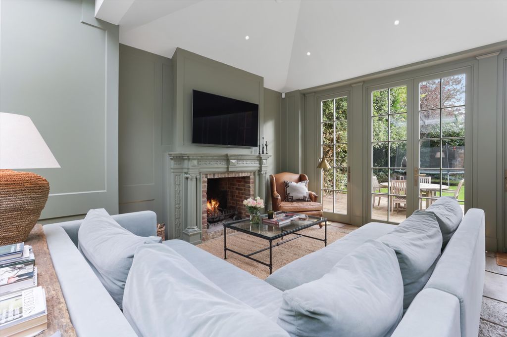 Additional image 20 of 5 bed detached house to rentPetersham Road, Richmond TW10