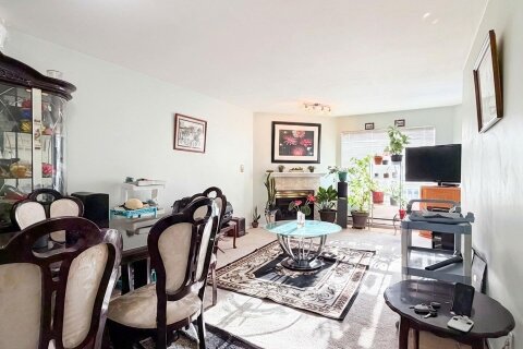 Additional image 8 of 307-9942 151 Street, Surrey, BC, V3R 0V4