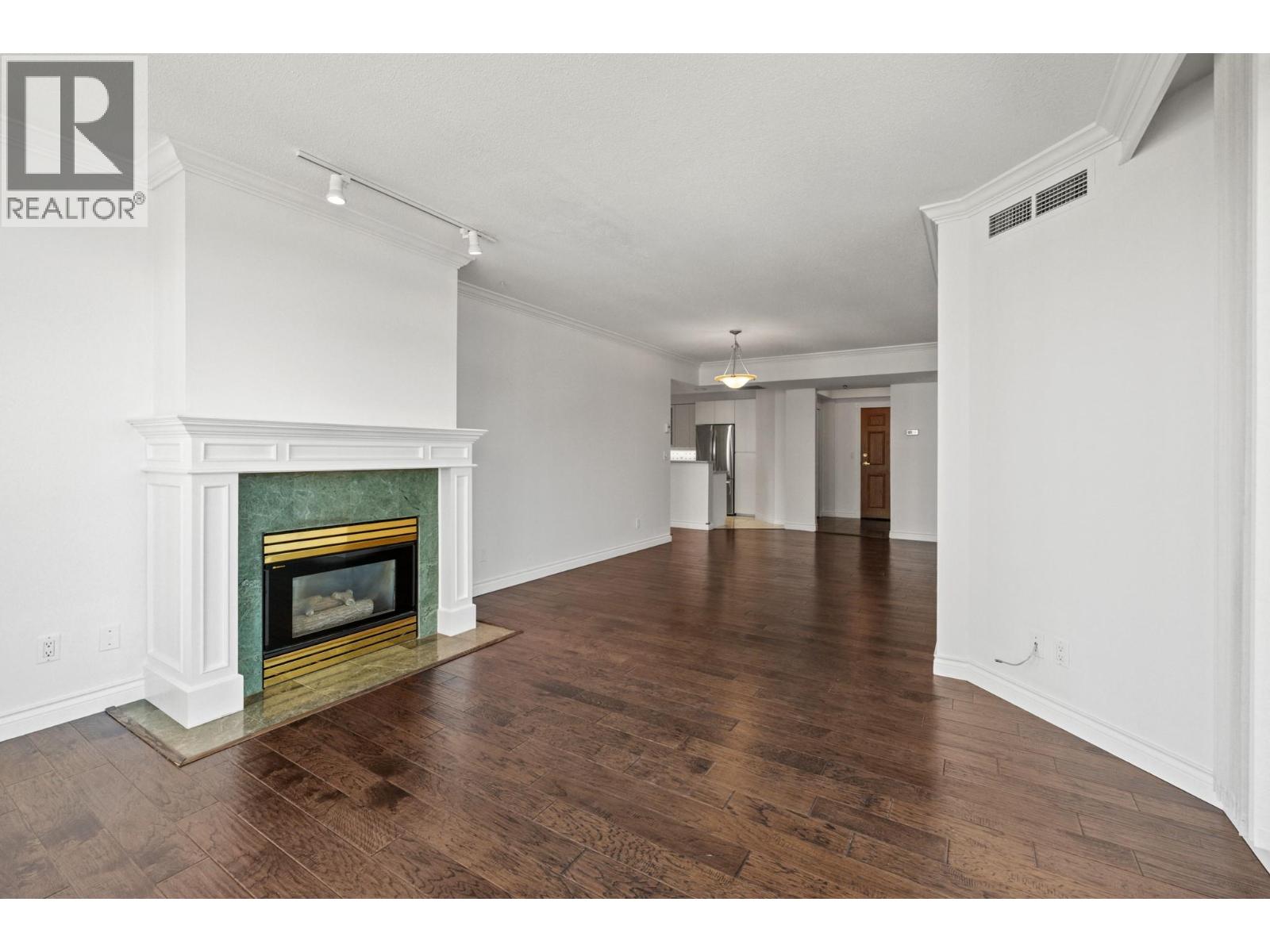 Additional image 6 of 706-1152 Sunset Drive, Kelowna, BC, V1Y9R7
