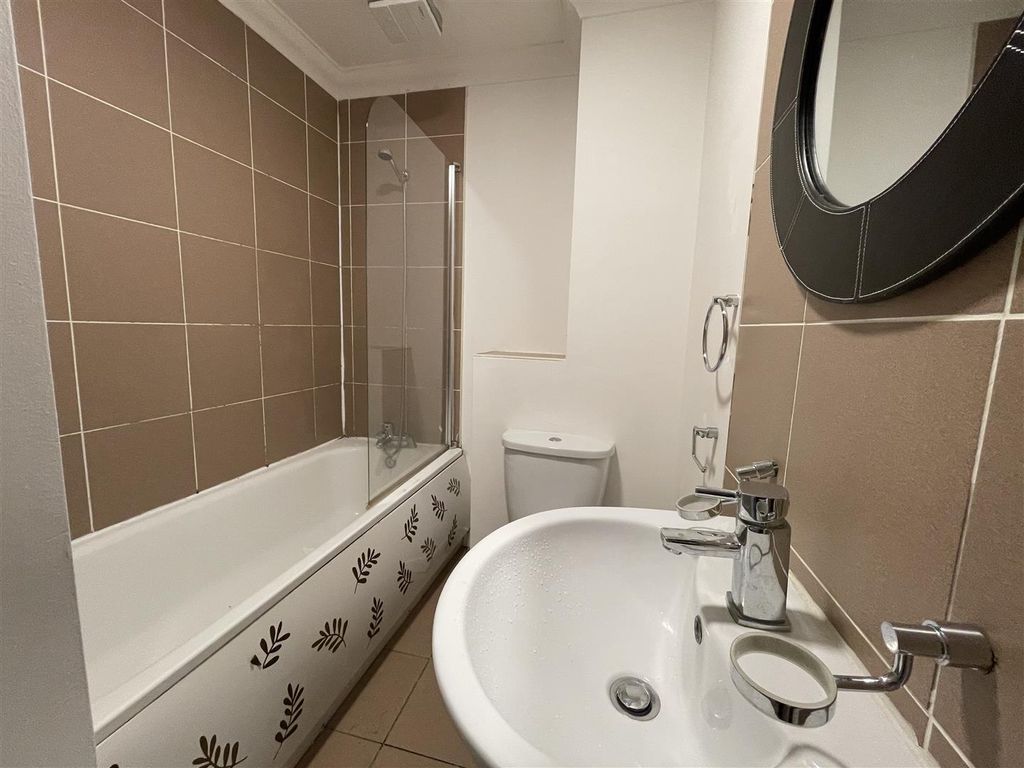 Additional image 4 of 2 bed flat to rentRichmond Road, Cardiff CF24