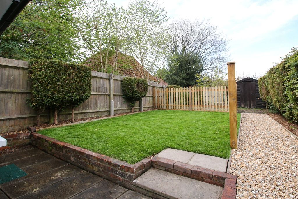Additional image 8 of 1 bed detached house to rentButts Road, Alton, Hampshire GU34