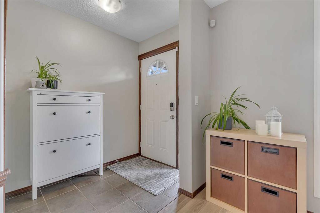 Additional image 4 of 119 Silverado Range Close SW, Calgary, AB, T2X 0C1
