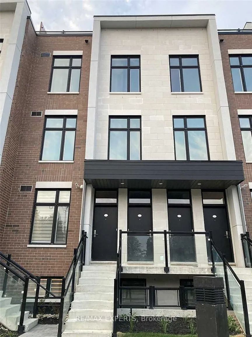 U213-9560 Islington Avenue, Vaughan, ON, L4H 4Z5