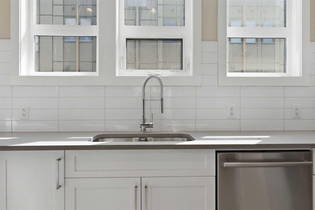 Additional image 6 of 4065 32 Avenue NW, Calgary, AB, T3B 6G6