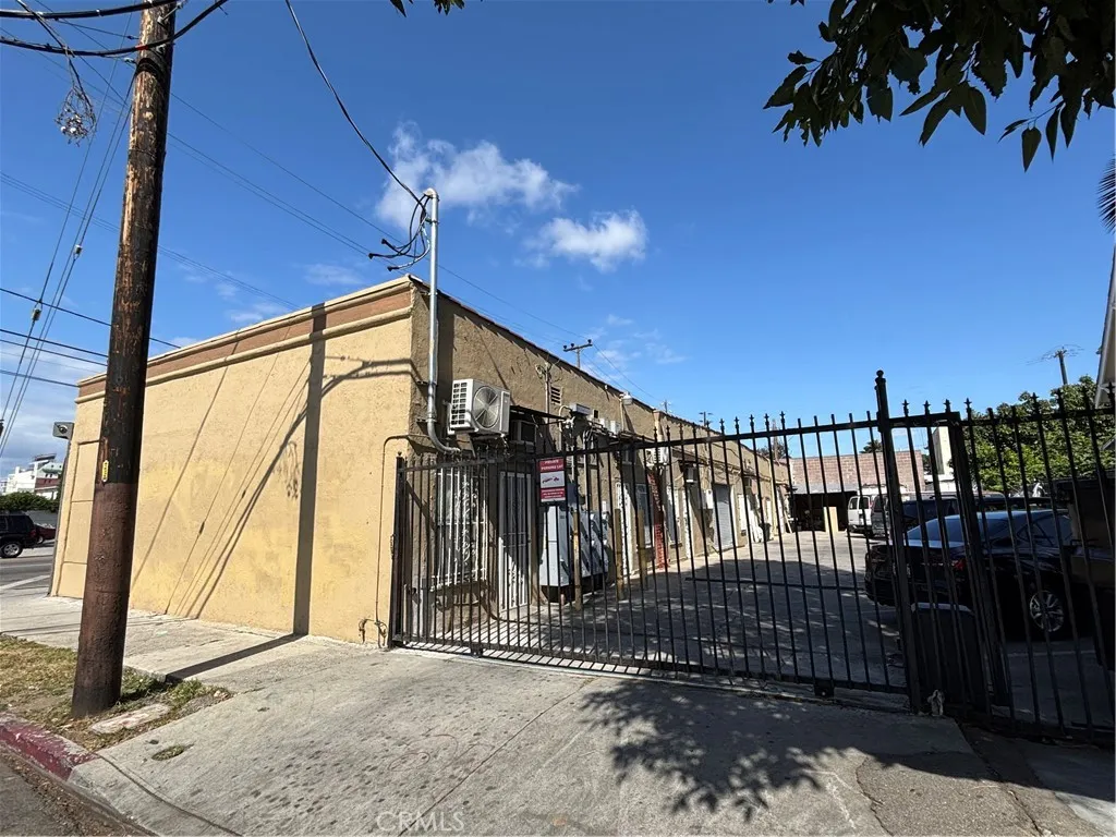 Additional image 11 of 2030 Venice Blvd, Los Angeles, CA 90006