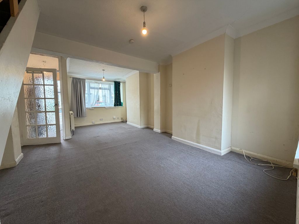 2 bed terraced house to rentLeyton Road, Southampton SO14