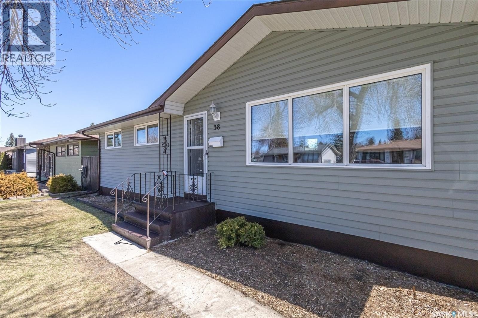 Additional image 8 of DRIVE-38 Morris Drive, Saskatoon, SK, S7L3T9