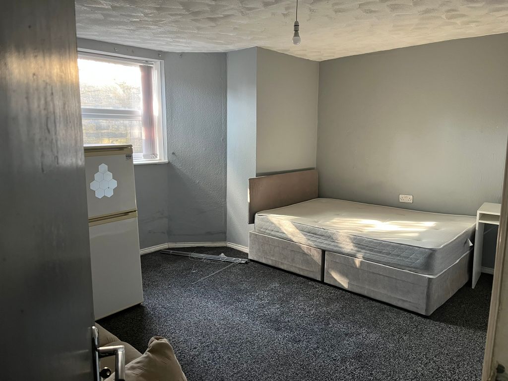 Additional image 3 of 13 bed shared accommodation to rentLittle Horton Lane, Bradford BD5