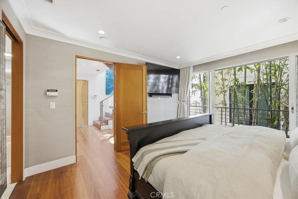 Additional image 53 of 1211 Bayview Dr, Manhattan Beach, CA 90266