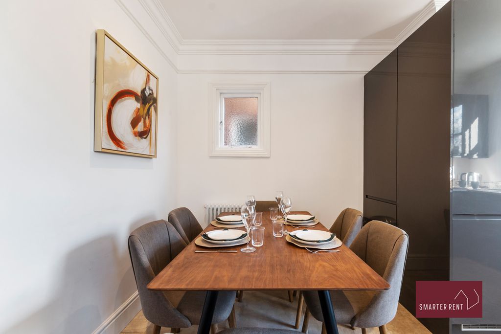 Additional image 4 of 3 bed flat to rentBurlington Avenue, Kew TW9