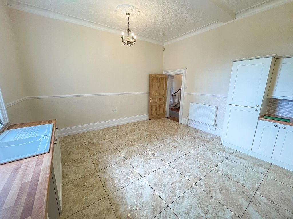 Additional image 4 of 4 bed semi-detached house to rentRiseholme Grange, St. Georges Lane, Lincoln LN2