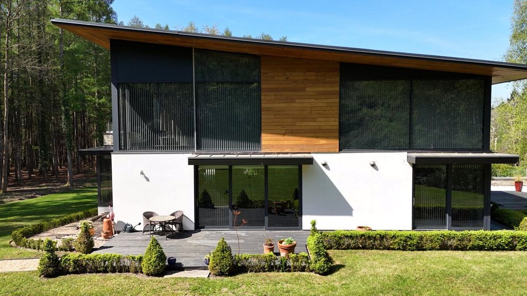 Additional image 24 of 9 bed detached house for saleGardeners Lane, East Wellow, Romsey, Hampshire SO51