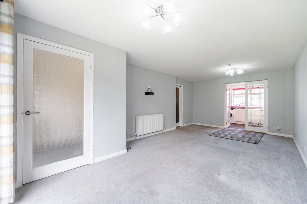 Additional image 3 of 3 bed terraced house to rentCunningham Drive, Giffnock, Glasgow G46