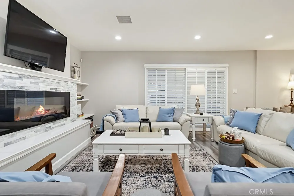 Additional image 80 of 9542 Paramount Blvd, Downey, CA 90240