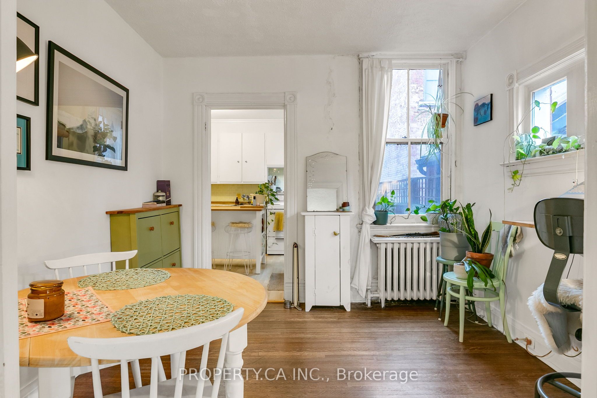 5 Mackenzie Crescent, Toronto, ON, M6J 1S9 photo 5