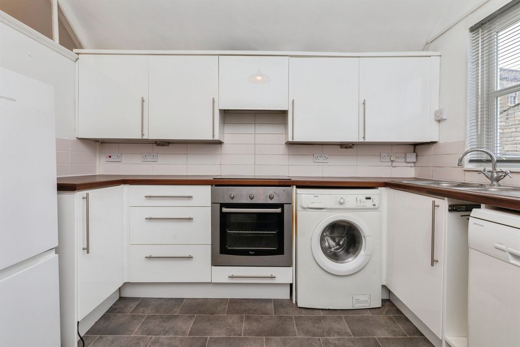 Additional image 4 of 1 bed maisonette for saleSt. Saviours Road, Larkhall, Bath BA1