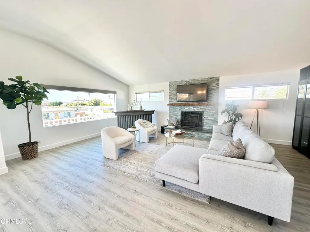 Additional image 8 of 2827 Pierpont Boulevard, Ventura, CA 93001
