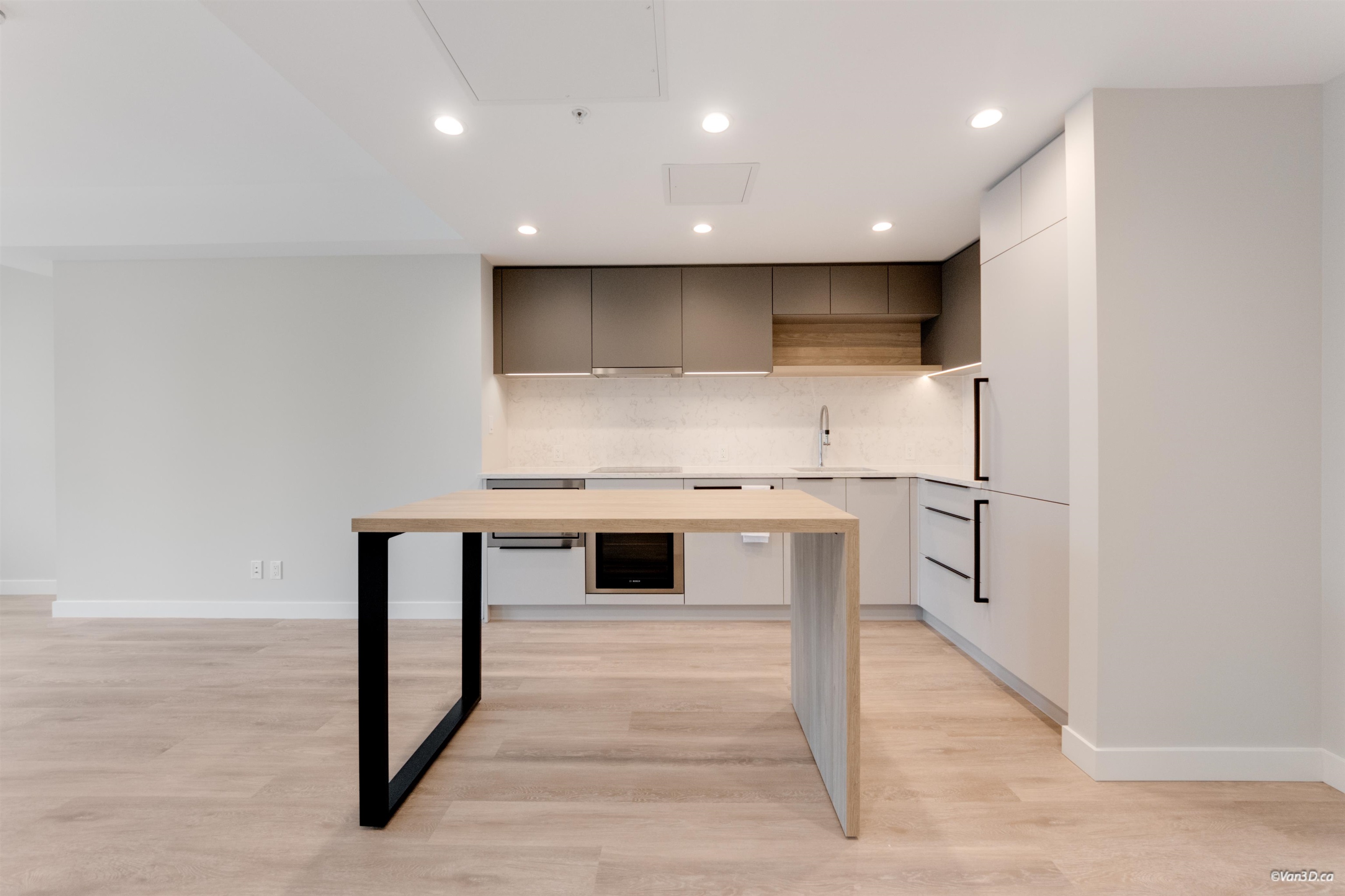 Additional image 3 of 1008-567 Emerson Street, Coquitlam, BC, V3J 0M8