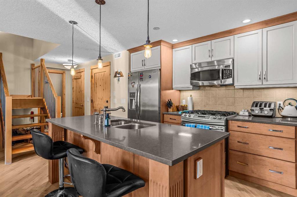 Additional image 6 of 302-2100A Stewart Creek Drive, Canmore, AB, T1W 0G3