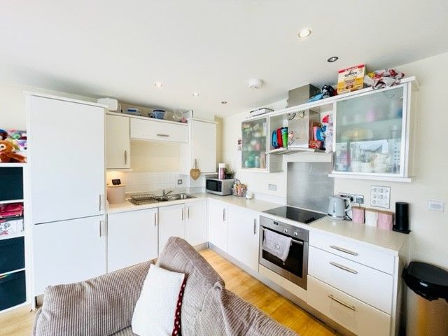 Additional image 3 of 2 bed flat to rentMartingale Way, Bristol BS20