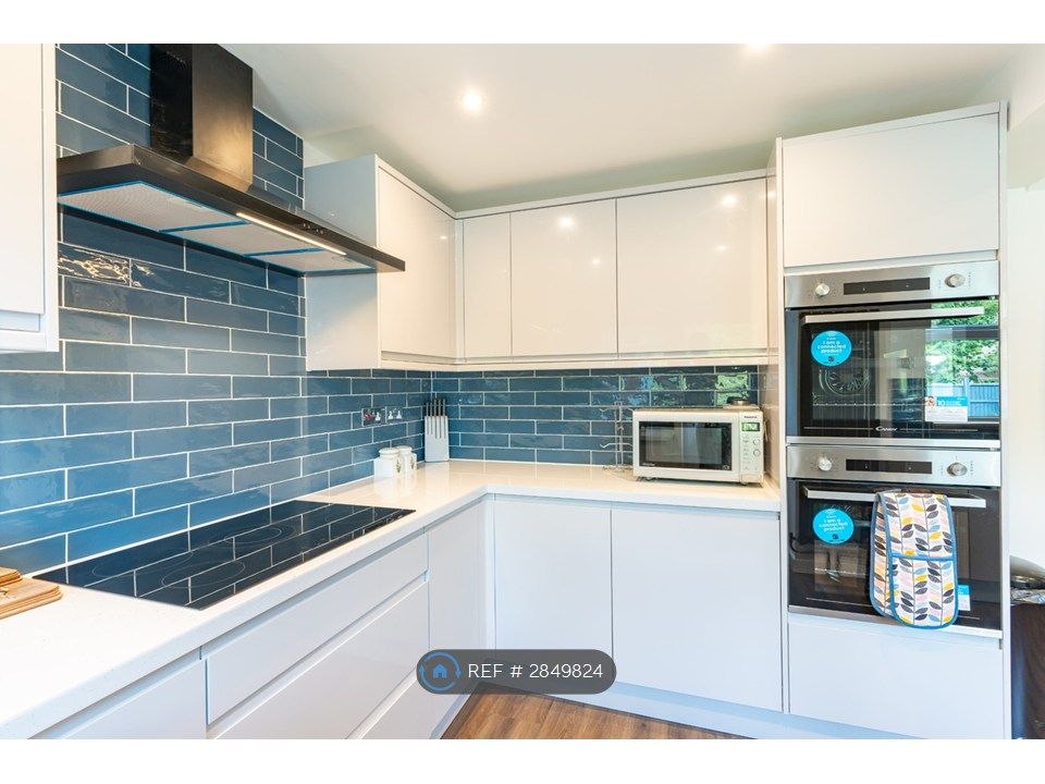 Additional image 5 of 6 bed detached house to rentHuckley Way, Bradley Stoke, Bristol BS32