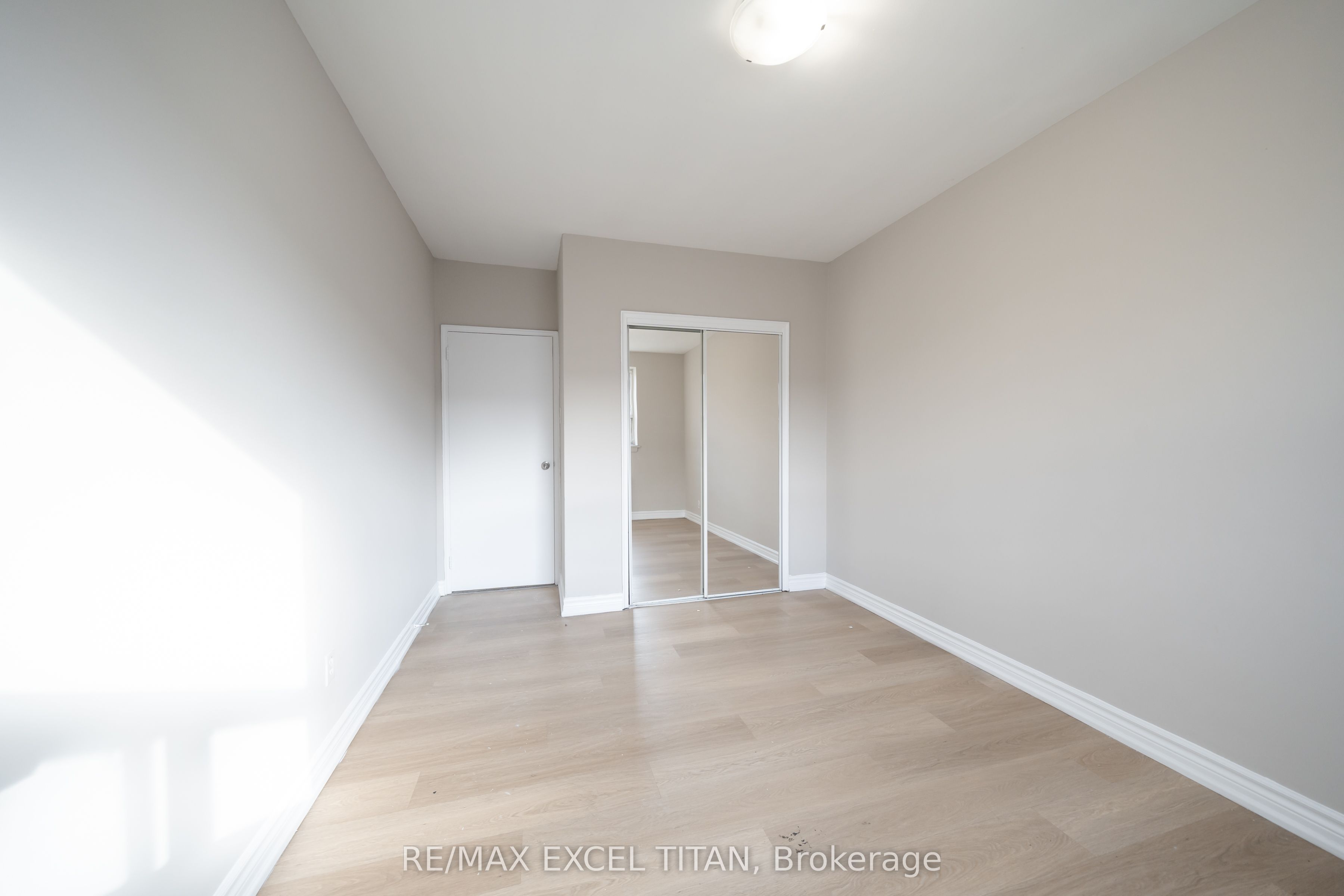 Additional image 6 of 209A-468 Ottawa Street, Hamilton, ON, L8H 4A6