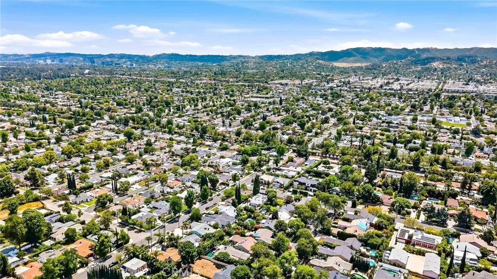 Additional image 33 of 6233 Zelzah Ave, Encino, CA 91316