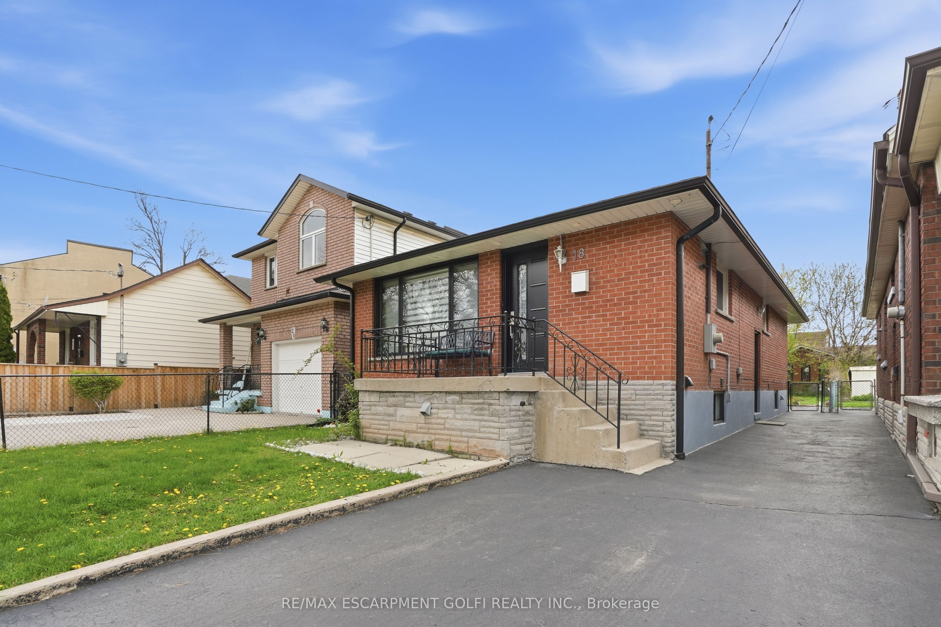 Additional image 2 of 18 Ferrie Street W, Hamilton, ON, L8L 1C5