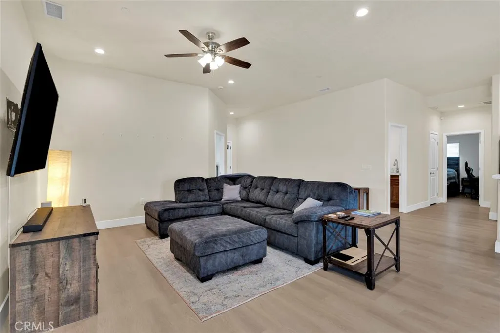 Additional image 6 of 27354 Strawberry Ln, Helendale, CA 92342