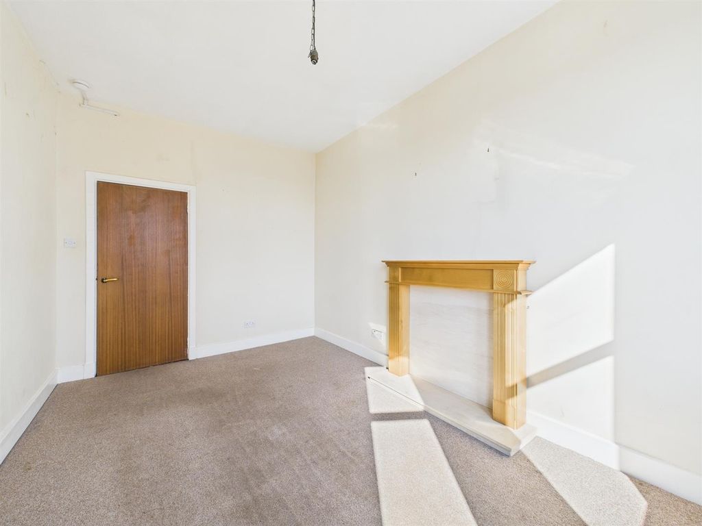 Additional image 4 of 2 bed flat for salePaisley Road, Renfrew PA4