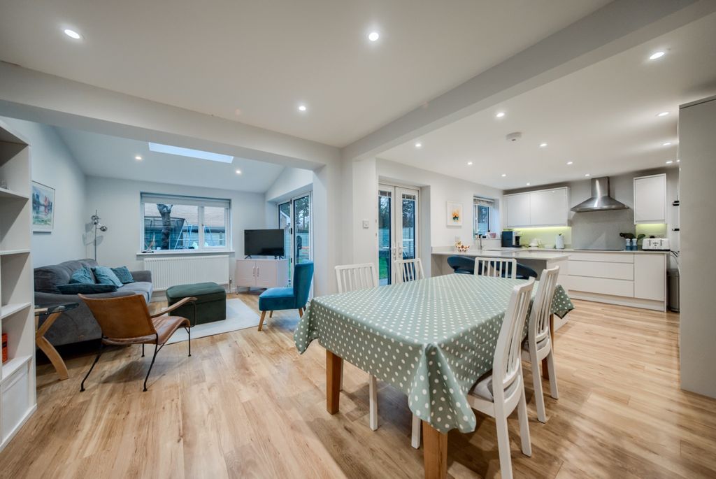 Additional image 10 of 4 bed detached house for saleAintree Road, Stratford-Upon-Avon CV37
