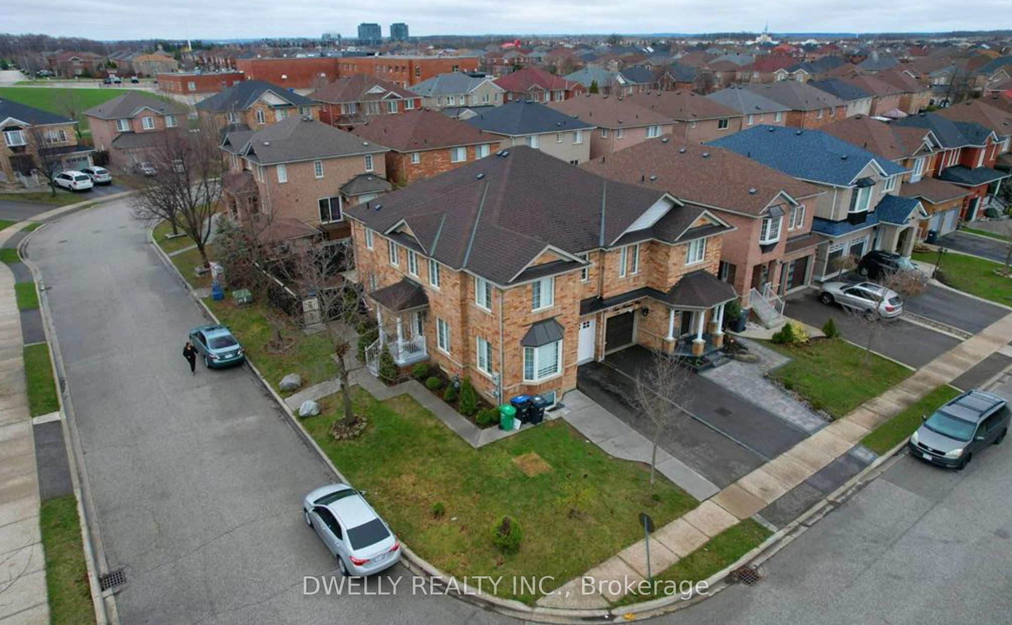 29 Trudelle Crescent, Brampton, ON, L7A 2Z1 photo 2