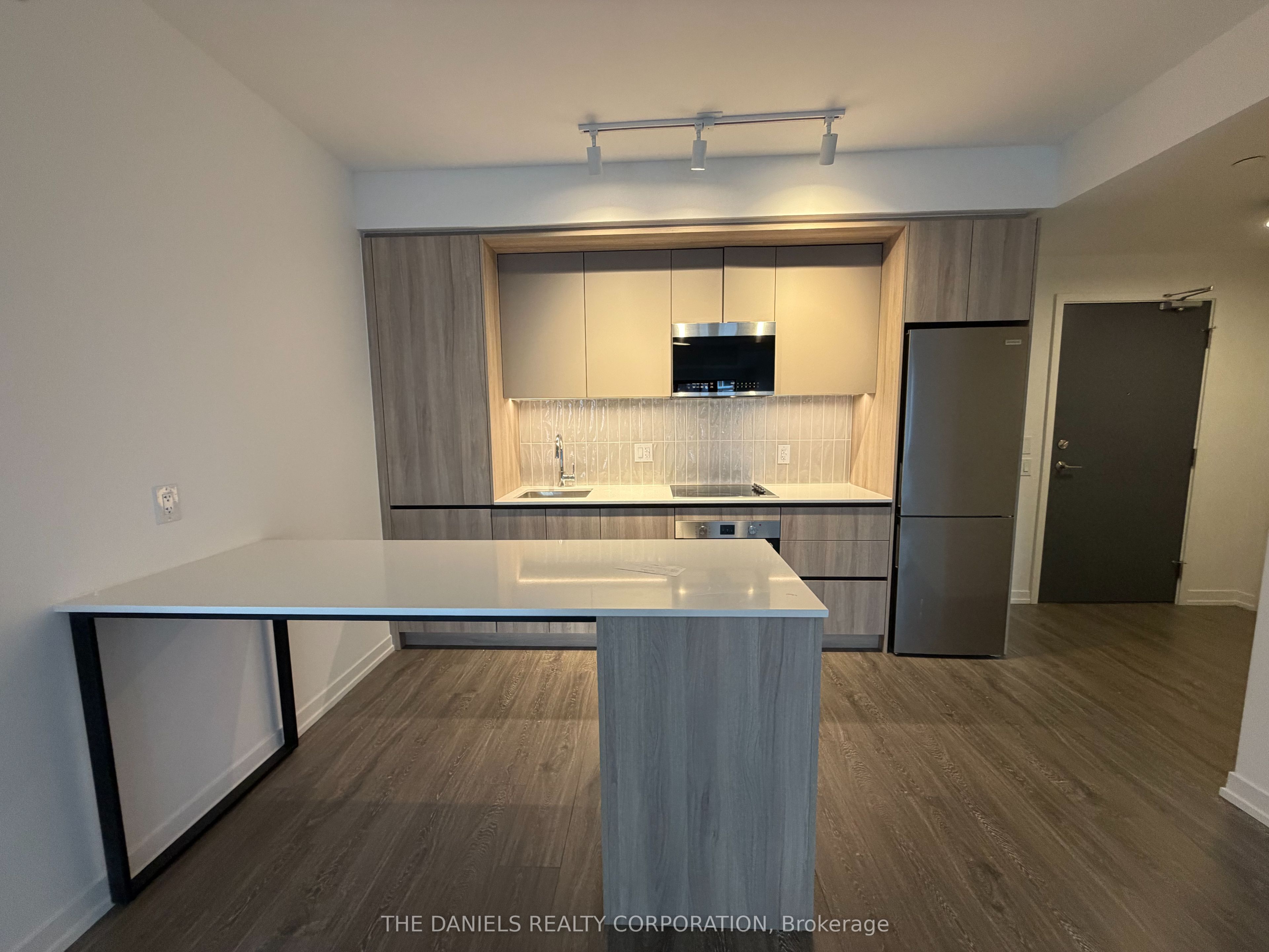Additional image 2 of 311-2485 Eglinton Avenue W, Mississauga, ON, L5M 2T1
