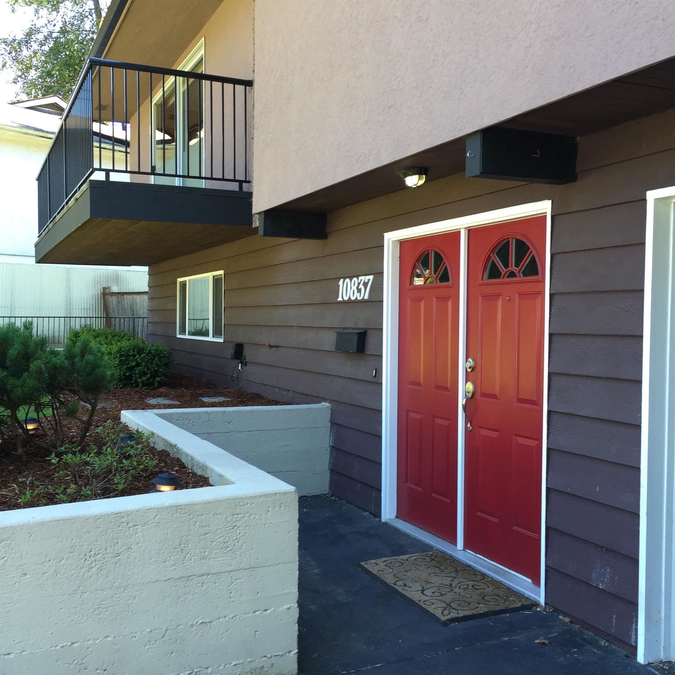 10837 145 A Street, Surrey, BC, V3R 3S2