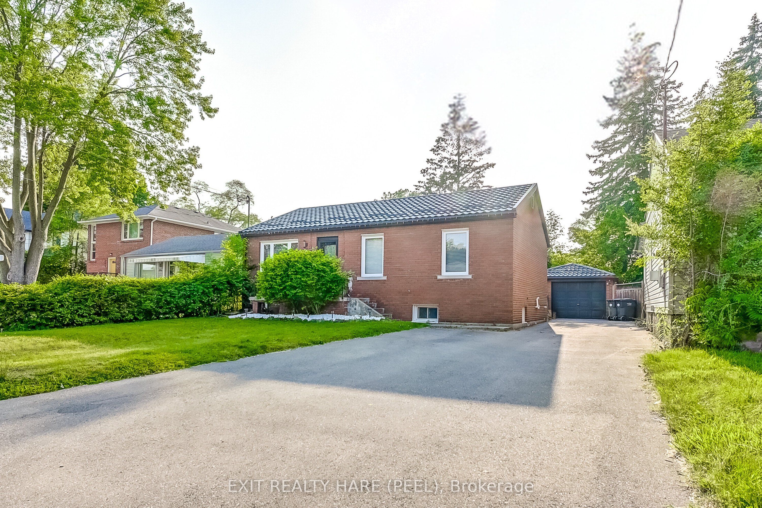 194 Queen Street W, Mississauga, ON, L5H 1L6