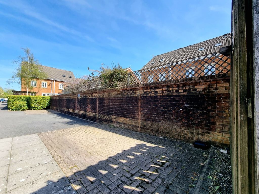 Additional image 17 of 2 bed flat for saleMaes Dewi Pritchard, Brackla CF31