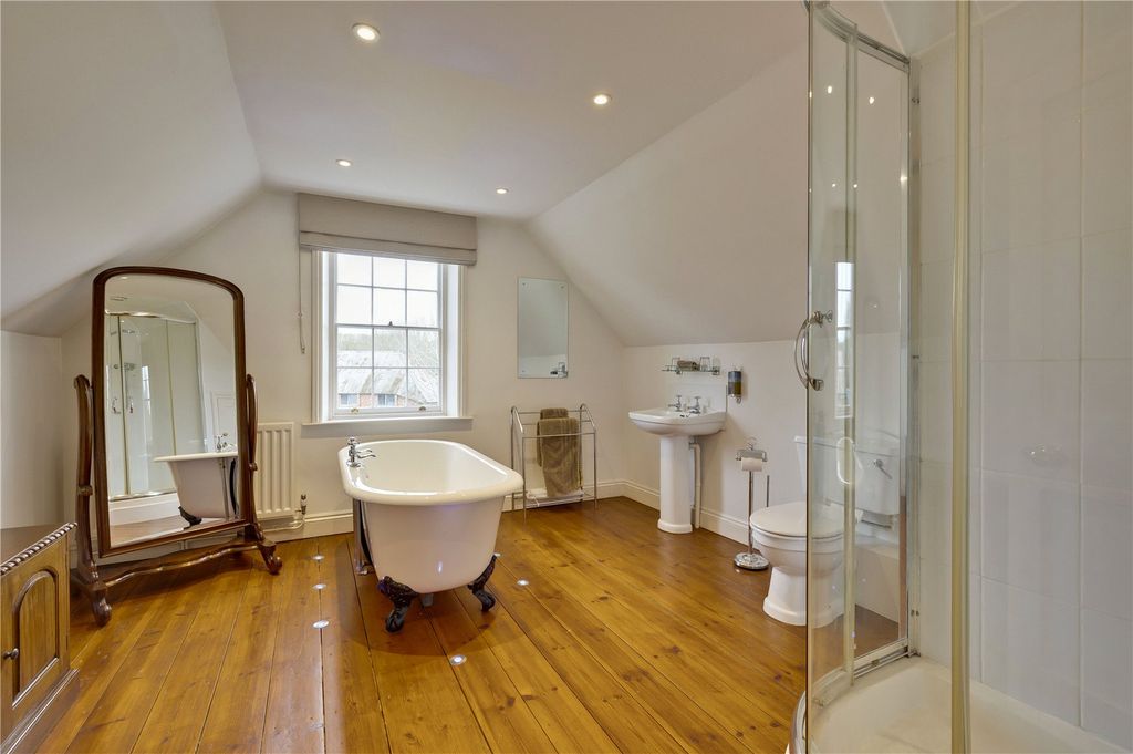 Additional image 12 of 6 bed detached house to rentGroomes Farm, Frith End, Bordon, Hampshire GU35