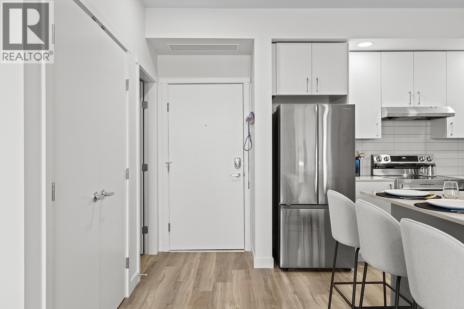 Additional image 3 of 408-1111 Frost Road, Kelowna, BC, V1W0G8