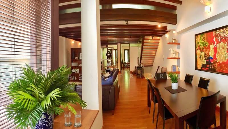 Fantastic Deluxe 4 Bed EMERALD photo 4