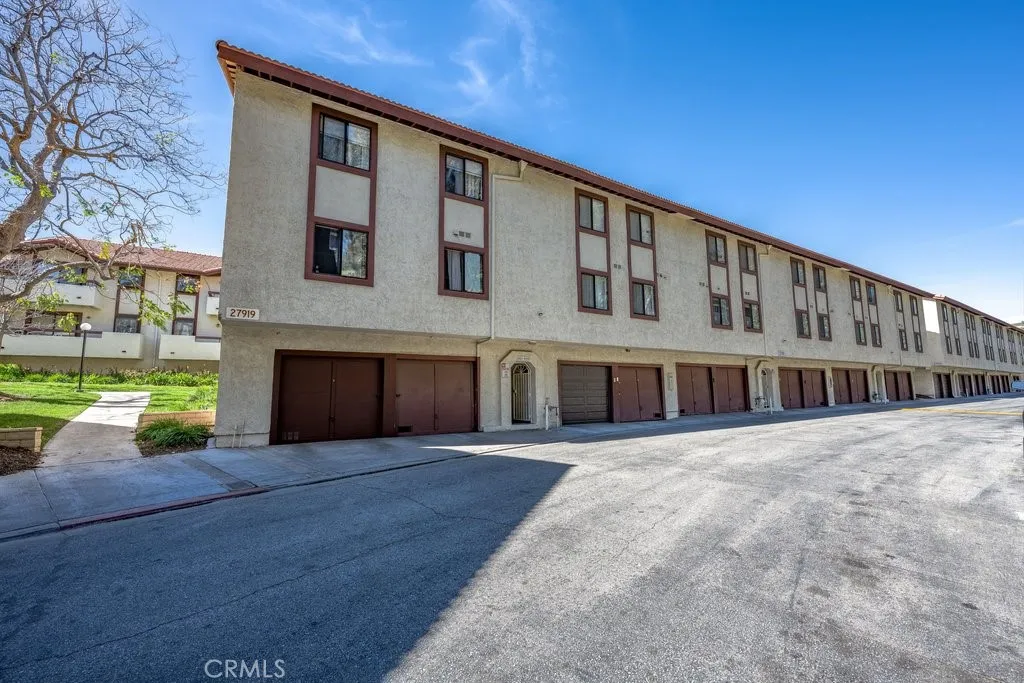 Additional image 49 of 27919 Sarabande Ln Unit 422, Canyon Country, CA 91387
