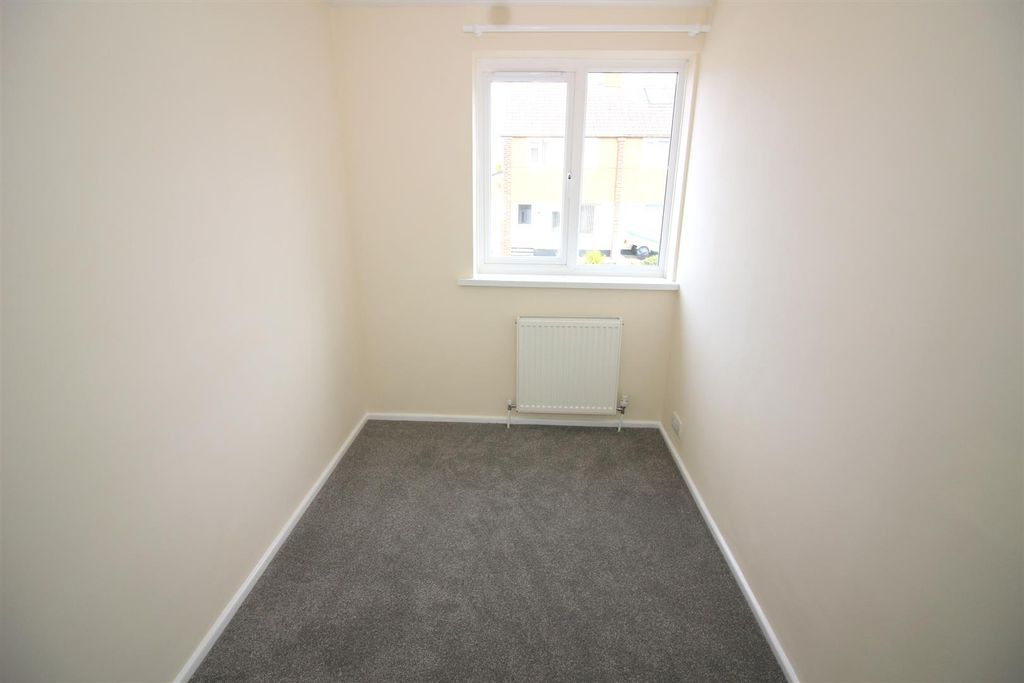 Additional image 8 of 3 bed semi-detached house to rentDolphin Close, Plymstock, Plymouth PL9