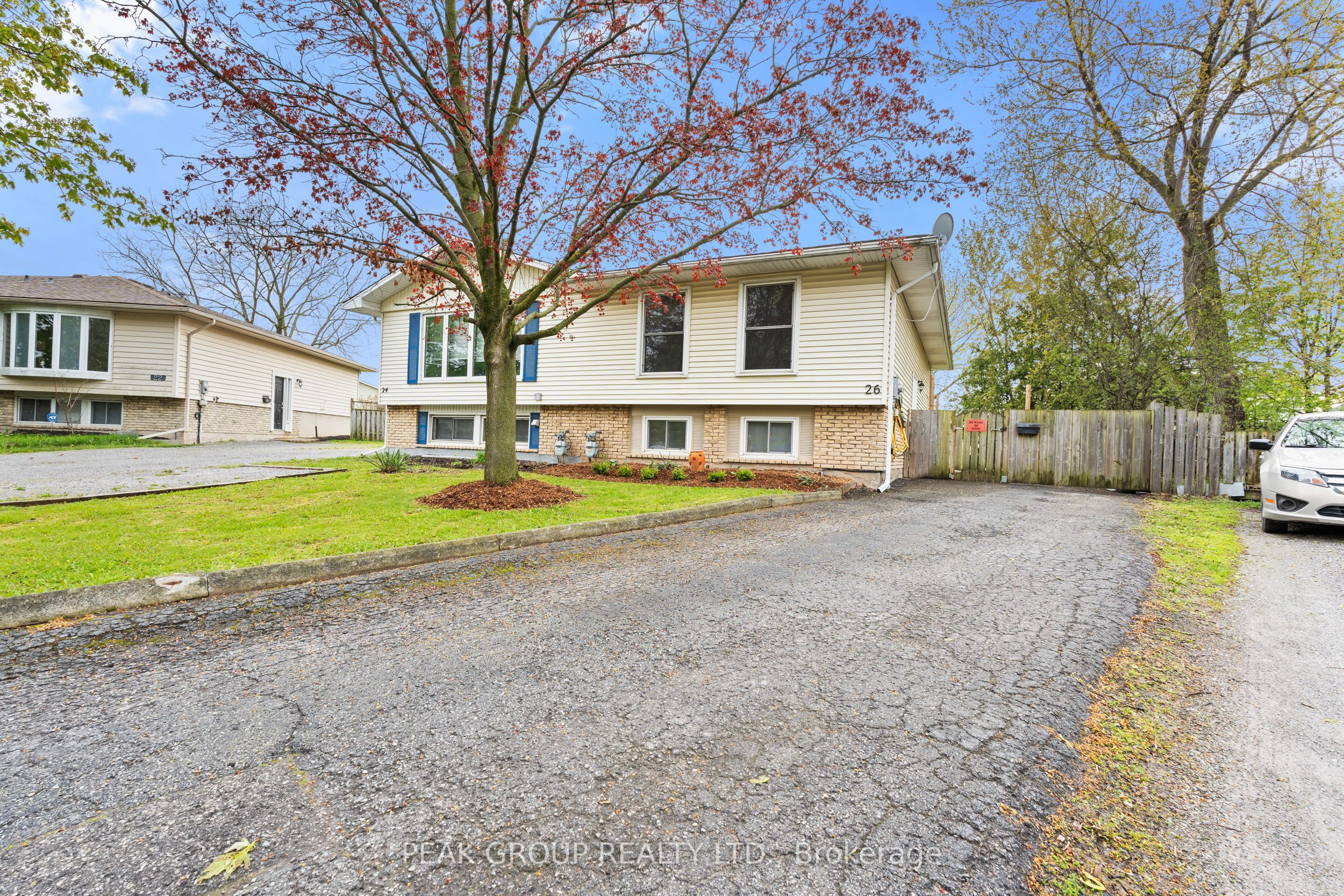 26 Tara Crescent, Thorold, ON, L2V 4M1 photo 2