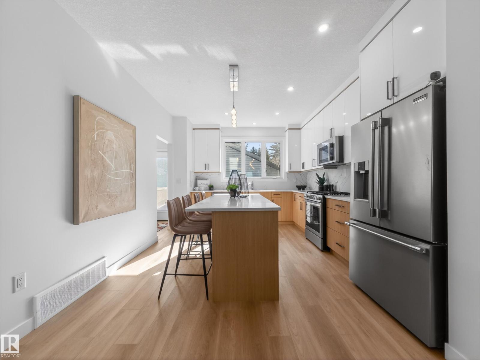 Additional image 4 of 8713 149 Street NW, Edmonton, AB, T5R1B5