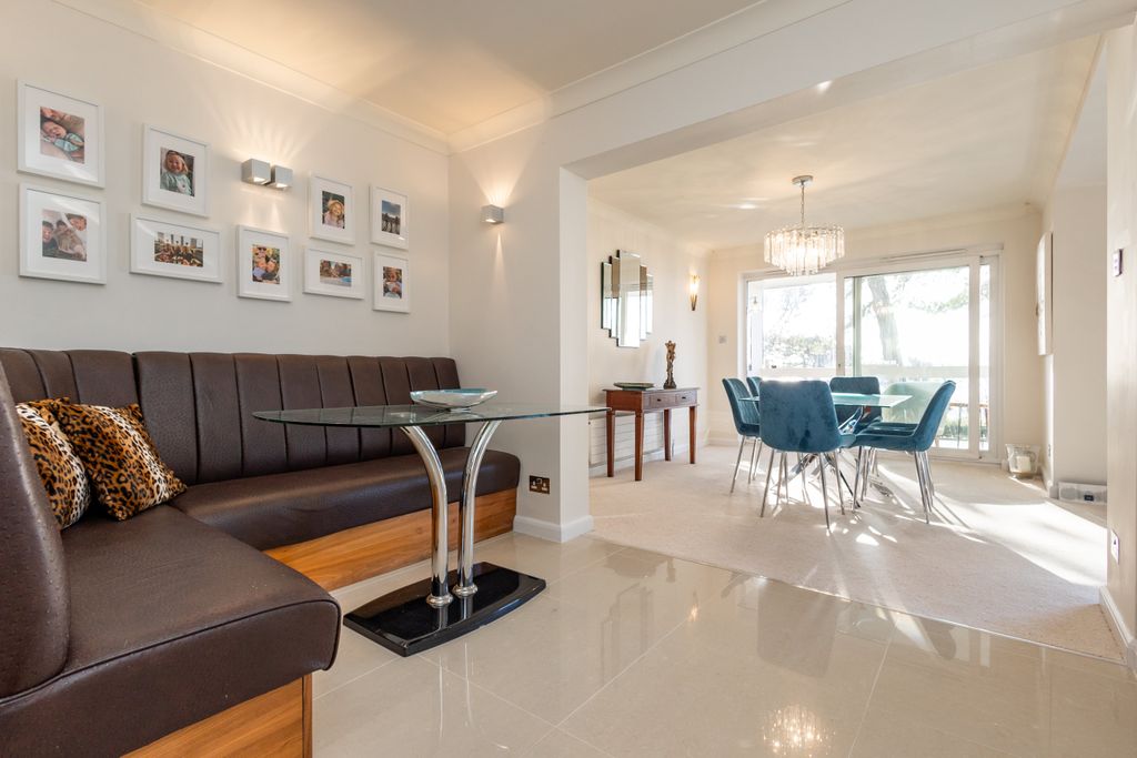 Additional image 5 of 3 bed flat to rentHarbour Watch, 391 Sandbanks Road, Poole BH14