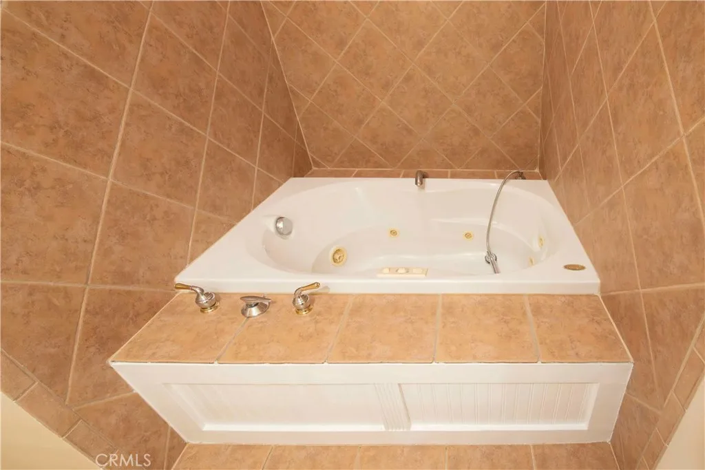 Additional image 105 of 22336 Saticoy St, Canoga Park, CA 91303